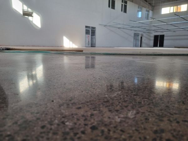 Beton Silim Parlatma